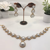 Pearly Necklace Set