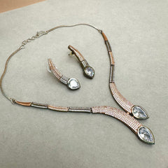 Swerved Necklace Set