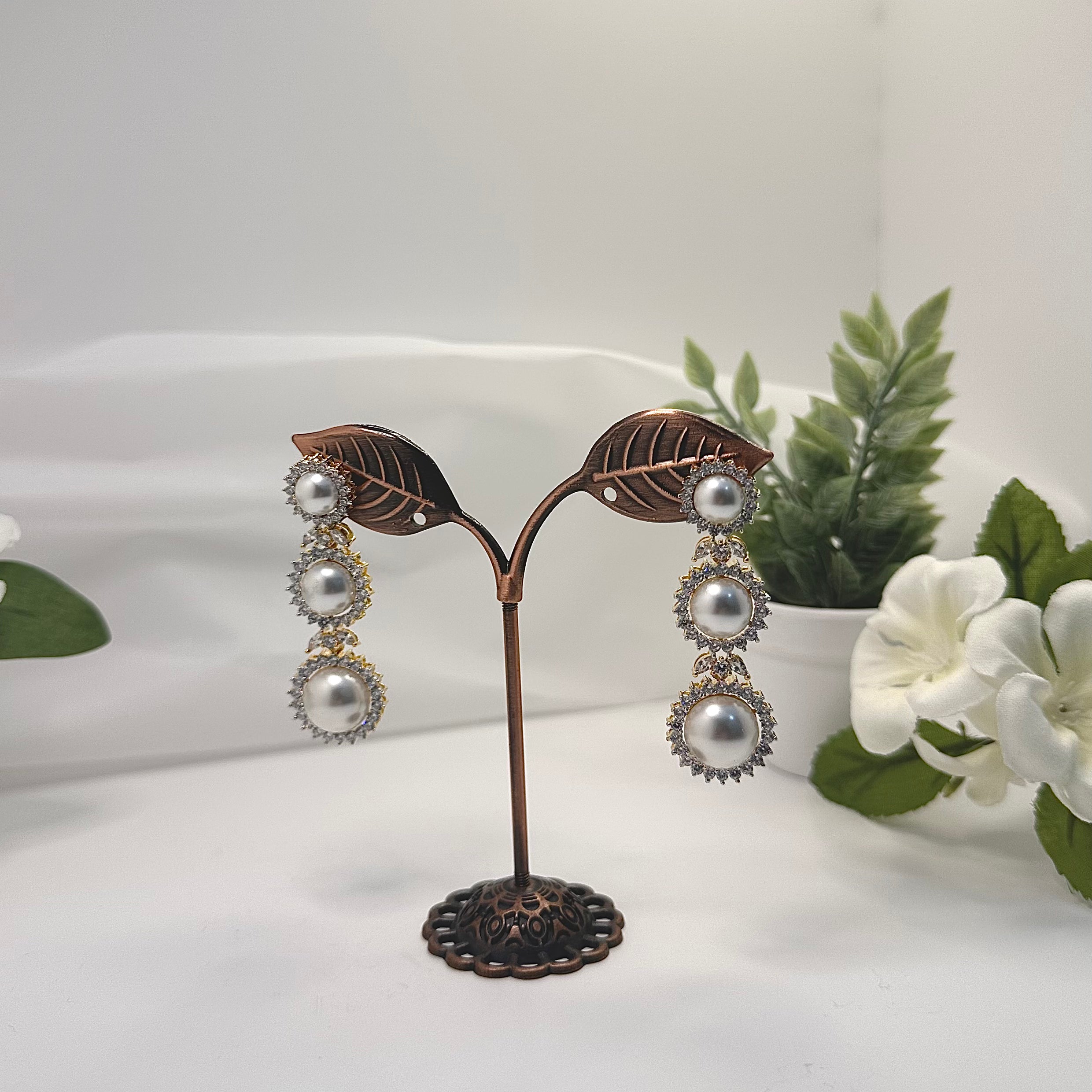 Pearly Necklace Set