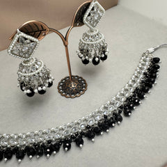 Amelia Black Choker Set
