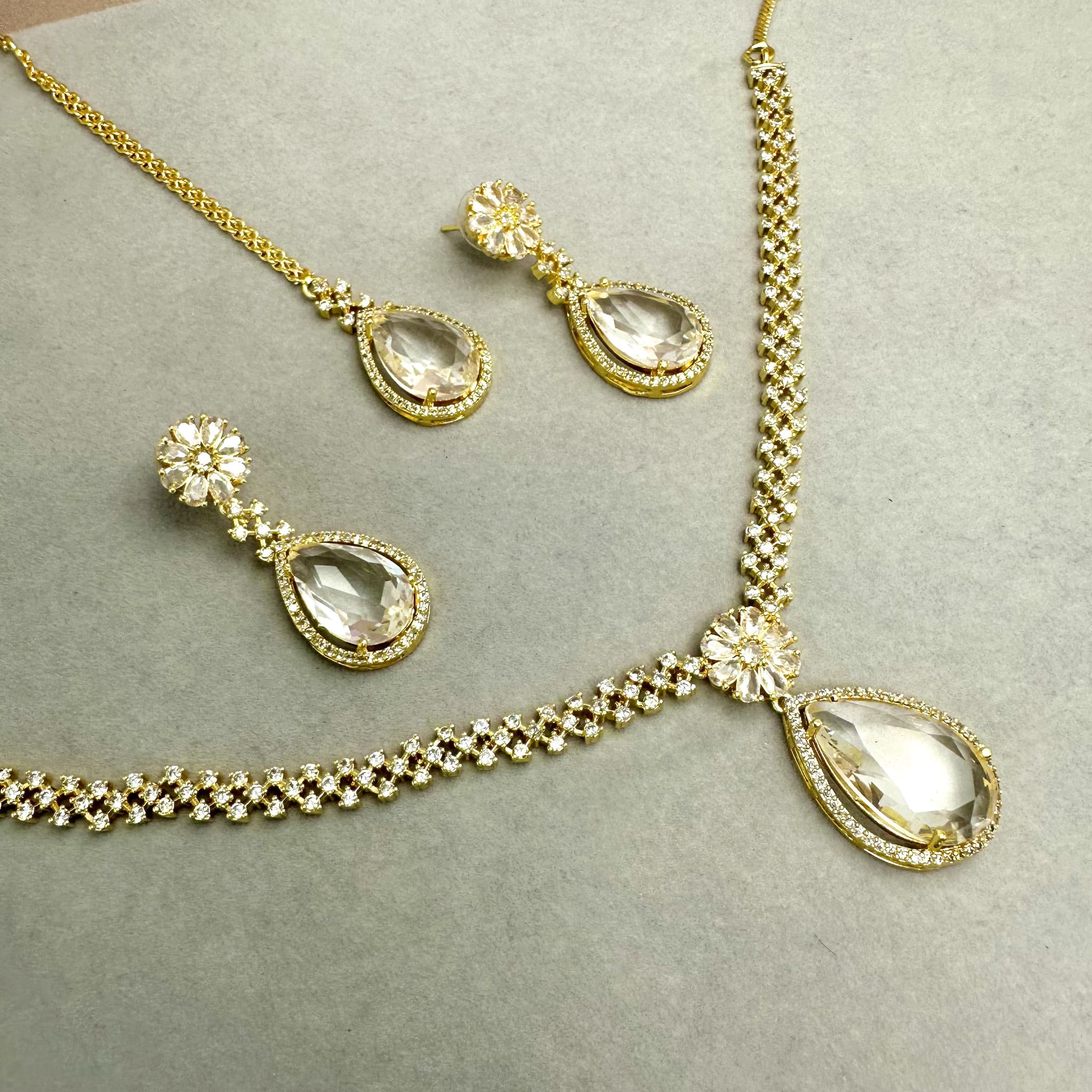 Simer Necklace Set