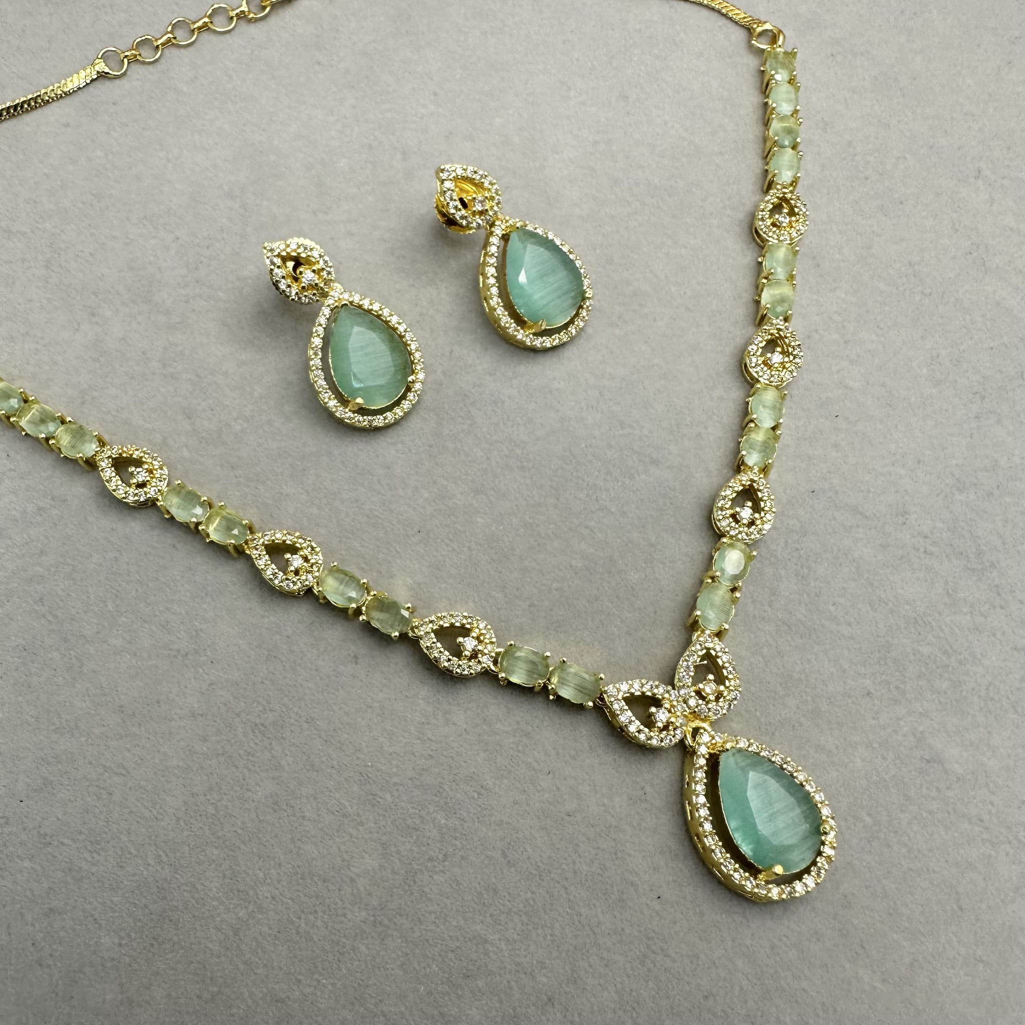 Double Link Necklace Set
