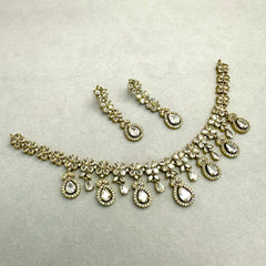 Antique Kundan Necklace Set