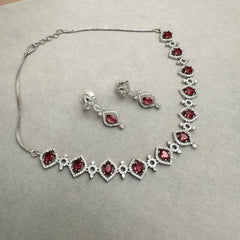 Staggered Red Necklace Set
