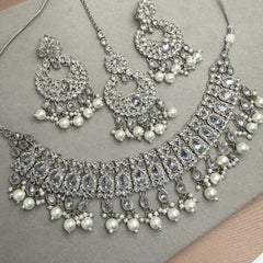 White Kundan Necklace Set
