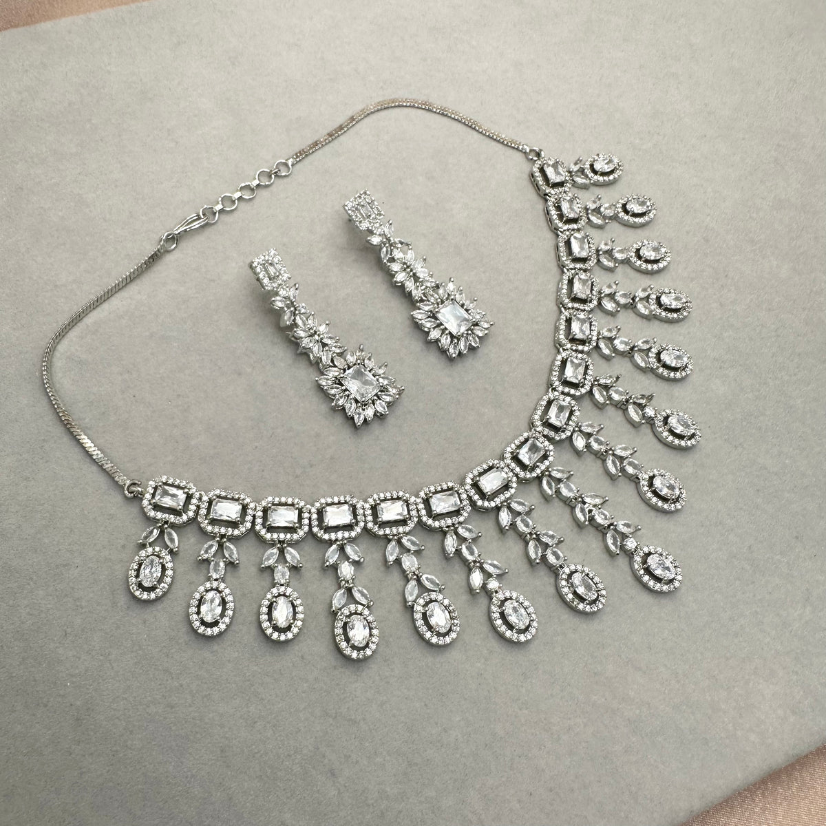 Flower Drop Necklace Set