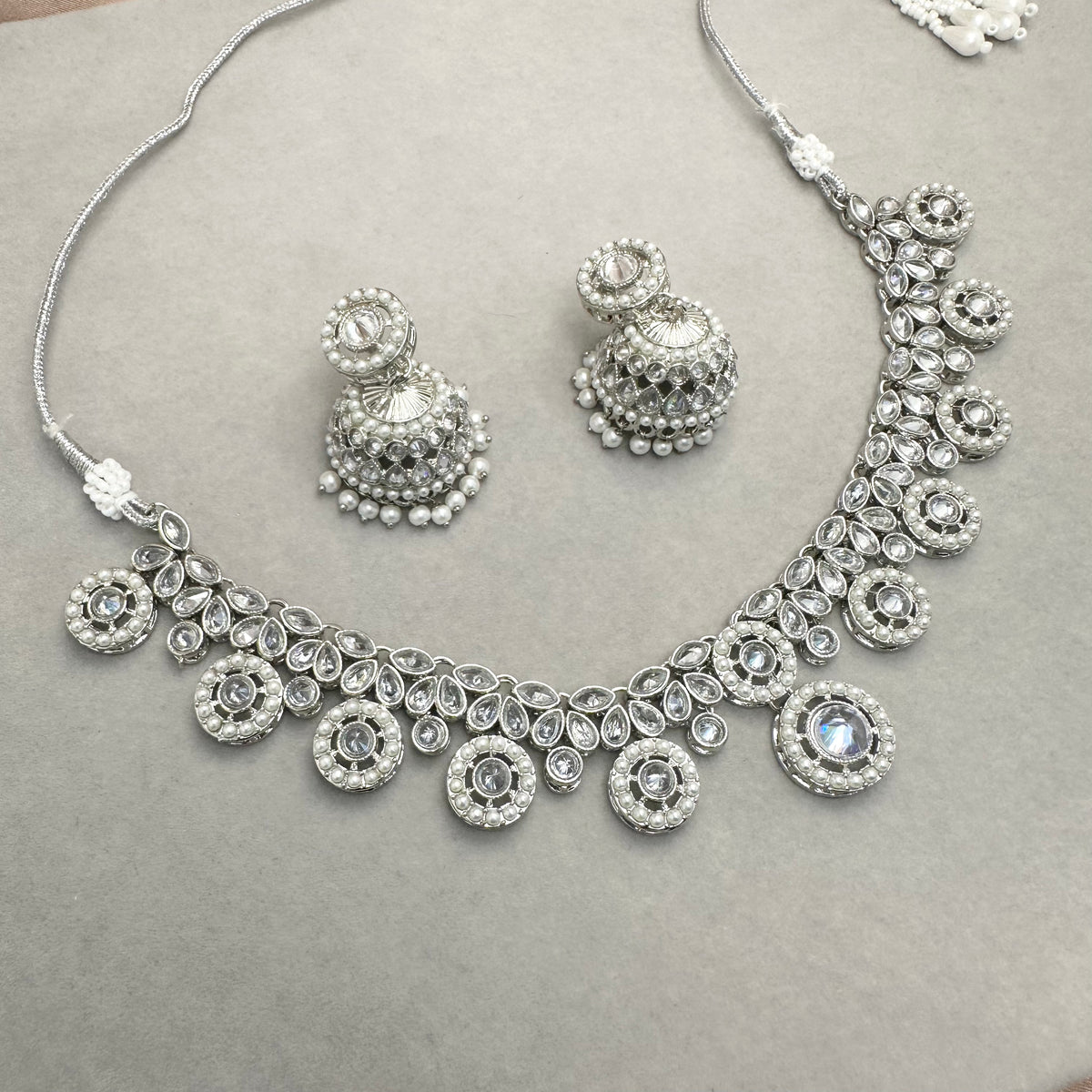 Circle Kundan Necklace Set