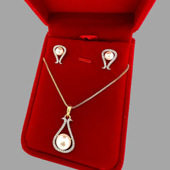 Horse Pearl Locket Set